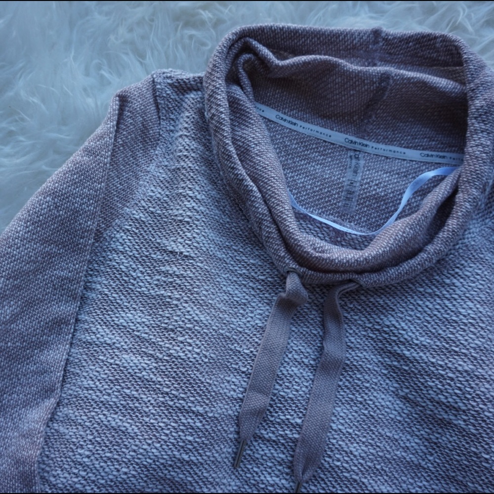 🆕 never worn Calvin Klein sweater hoodie